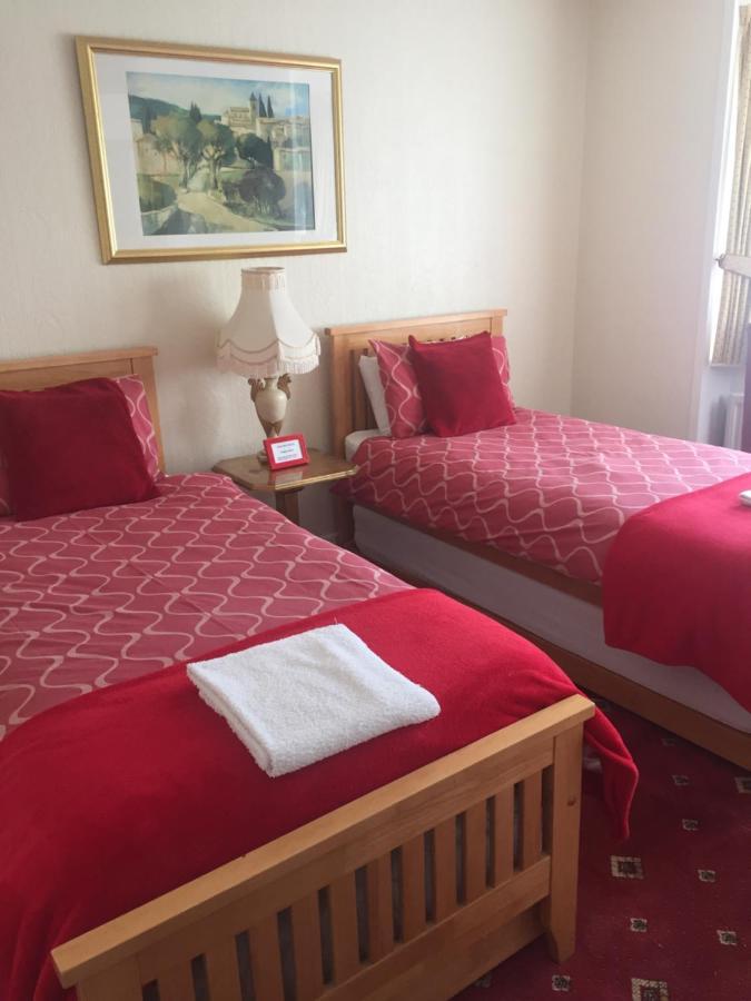 San Michele Guest House Poole Exteriör bild