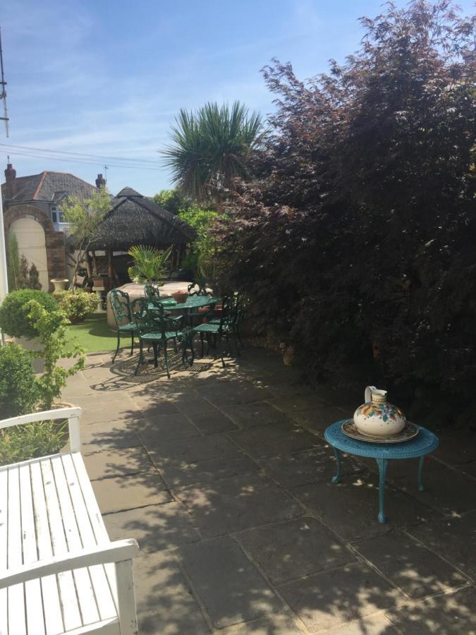 San Michele Guest House Poole Exteriör bild